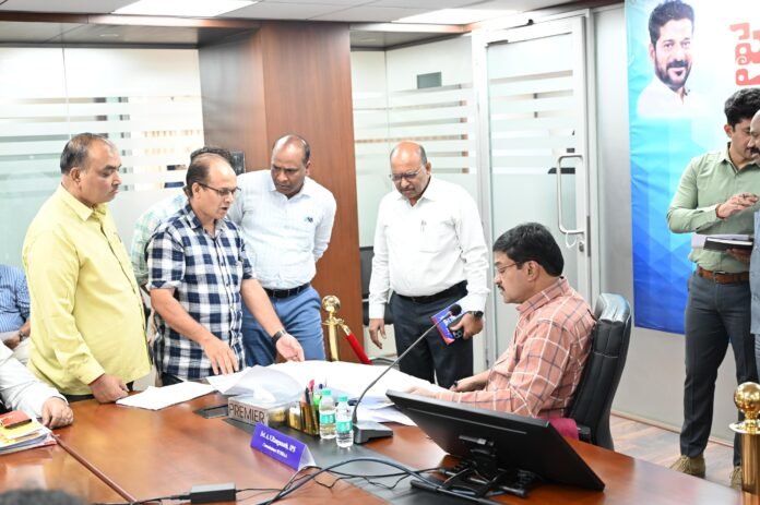 63 complaints to Hydra Prajavani.. Encroachments on old layouts are increasing..