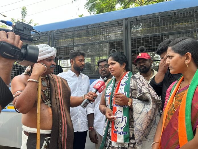 Former Mayor Chigirintha Parijata Narsimha Reddy participated in the program.
