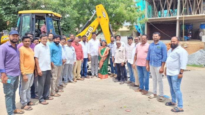 Corporator Moddu Lachi Reddy sanctioned funds..