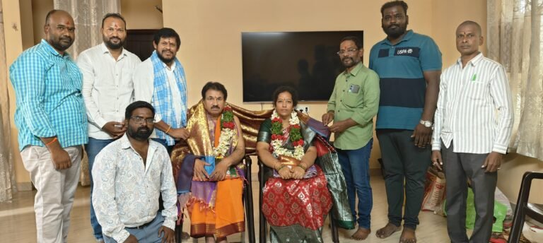 Doppela Srinivas couple blessed their disciples.