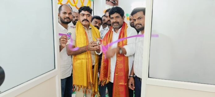 Corporator Kallem Navajivan Reddy participated as the chief guest in the inauguration..
