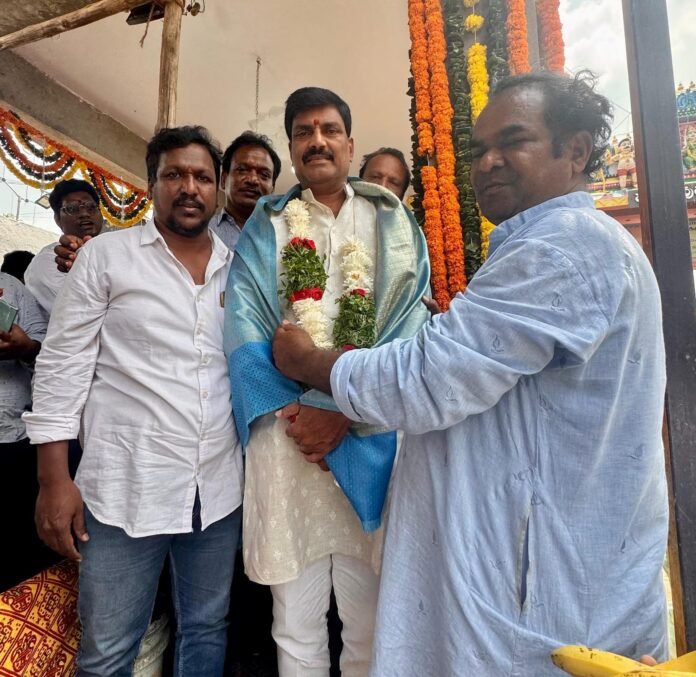 Corporator Moddu Lacchi Reddy participated in the program..