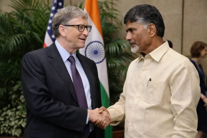 “మైక్రోసాఫ్ట్ వ్యవస్థాపకుడు బిల్ గేట్స్ మరియు ఆంధ్రప్రదేశ్ ముఖ్యమంత్రి చంద్రబాబు నాయుడు భేటీ. ఏఐ, ఆరోగ్యం, వ్యవసాయం, అమరావతి పెట్టుబడులపై చర్చలు.”