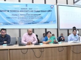 తెలంగాణలో కొత్త ఓటర్ల నమోదుకు ప్రత్యేక శిబిరాలు